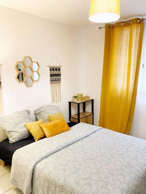 Studio A 5 Mn A Pied De La Gare Saint-Roch Montpellier Bagian luar foto
