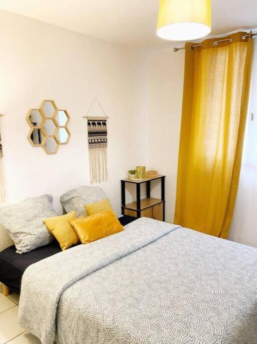 Studio A 5 Mn A Pied De La Gare Saint-Roch Montpellier Bagian luar foto